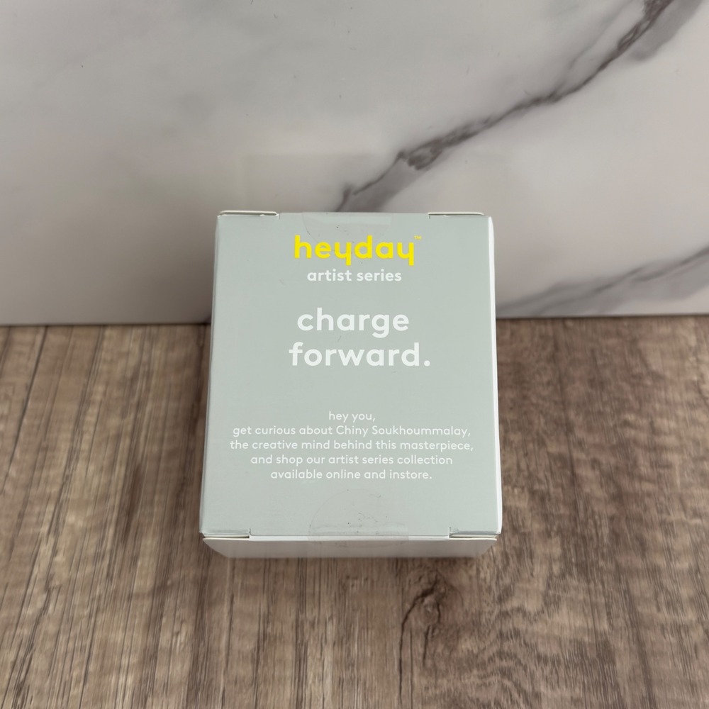 heyday Artist Series Wall Charger USB-C‎ and USB-A Power Delivery - Picture 2 of 4